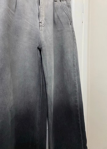 Gri Batik Desenli Bol Kesim Kadın Kot Pantolon - Görsel 2