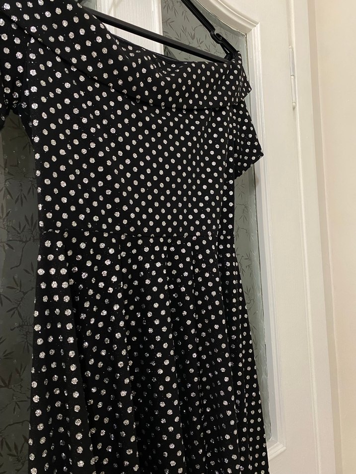 Puantiye Desenli Siyah Elbise - Görsel 2