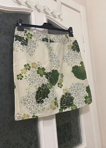 Çiçek Desenli Yeşil Düğmeli Midi Etek - Görsel 5