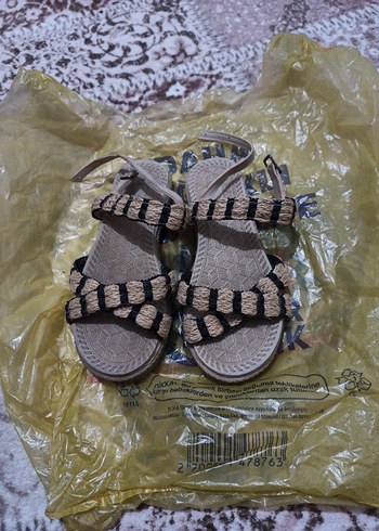 Kahverengi Yılan Desenli Dolgu Topuklu Kadın Sandalet - Görsel 3