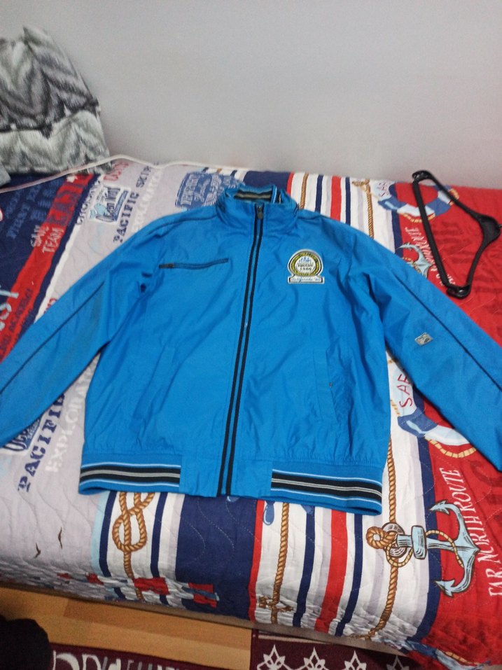 Mavi Fermuarlı Erkek - Görsel 4