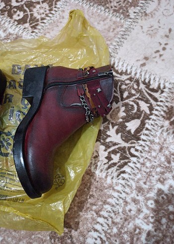 Bordo Deri Bohem Tarz Kadın Bot - Görsel 5