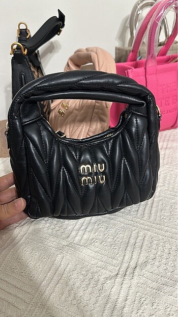 Miu miu çanta