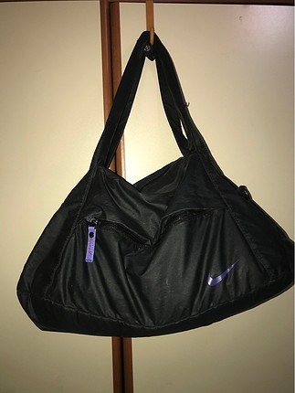 Nike spor çantası