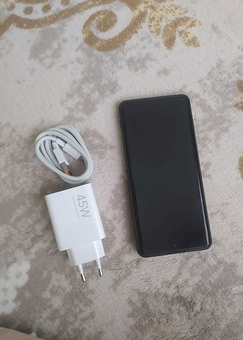 45W Hızlı Şarj Cihazı ve Kablo