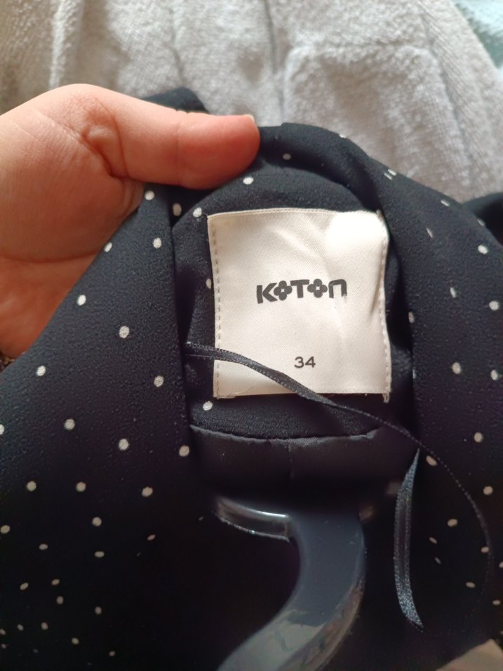 Siyah Puantiyeli Düğmeli Kadın Blazer - Görsel 3