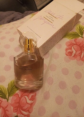 Avon parfüm