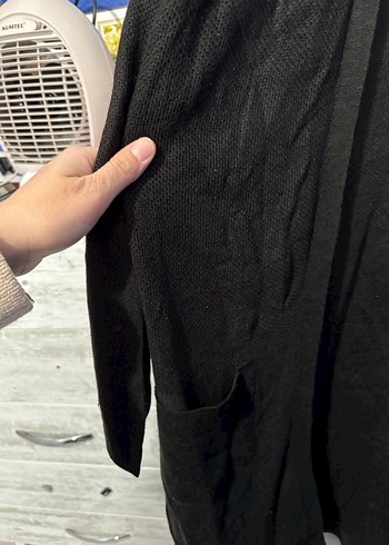 Uzun Siyah Rahat Kesim Kadın Hırka - Görsel 3