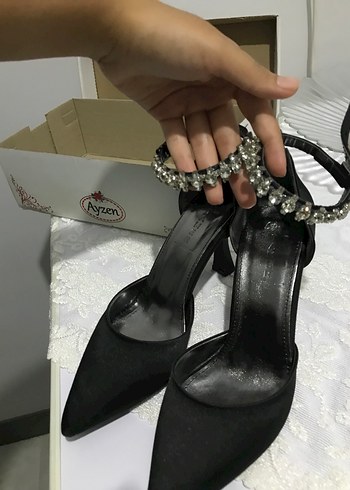 38 Beden Siyah Topuklu Kadın Ayakkabı