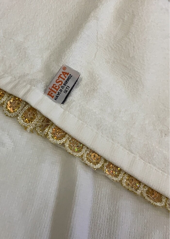 Çeyizlik boncuk işlemeli havlu - Görsel 2