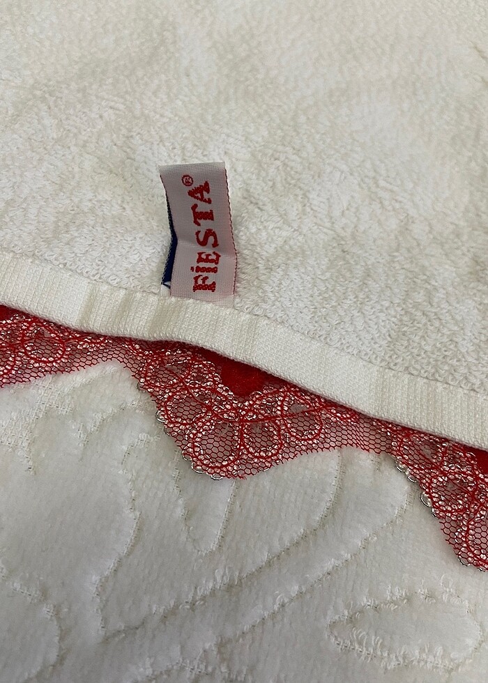 Çeyizlik boncuk işlemeli havlu - Görsel 3