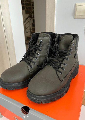 Desenli haki Erkek çocuk Street Style Bot