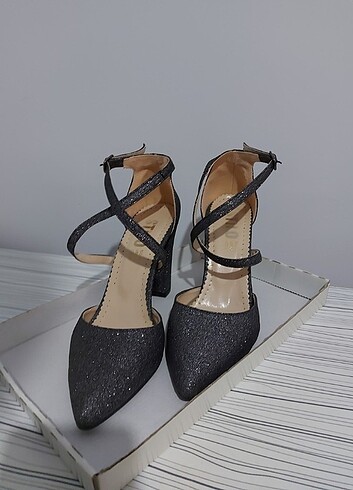 simli topuklu ayakkabı - Görsel 6