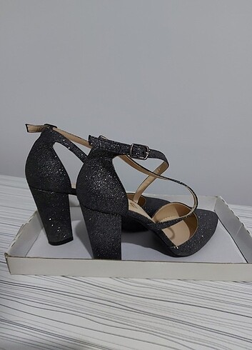 simli topuklu ayakkabı - Görsel 8