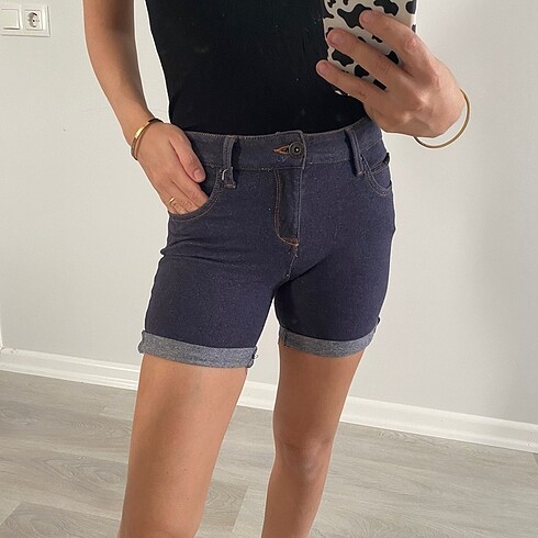 Zara Tayt şort