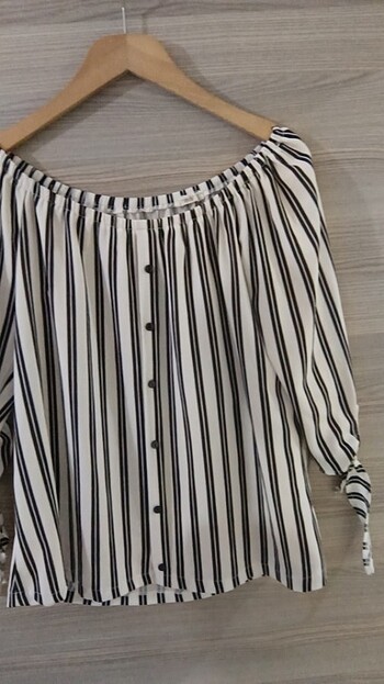 Ambar siyah çizgili bluz - Görsel 3