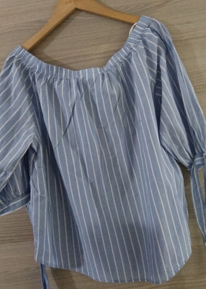 Mavi beyaz çizgili bluz - Görsel 4