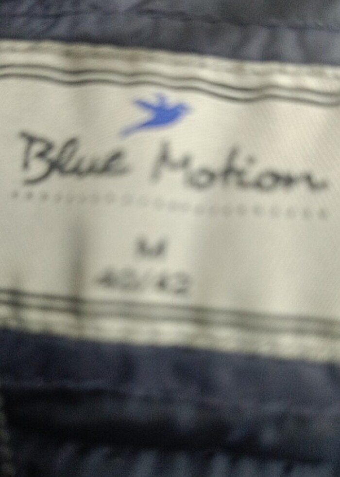 Kapşonlu şişme mont - Görsel 3