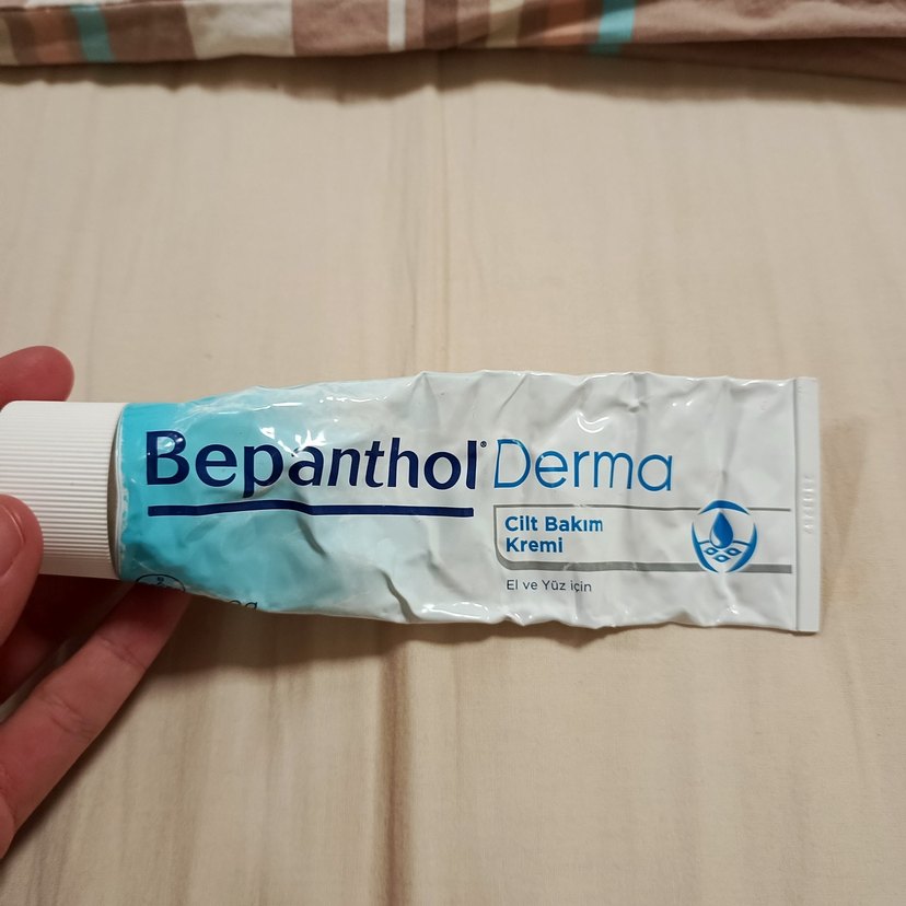 Bepanthol Derma Cilt Bakım Kremi - Görsel 2