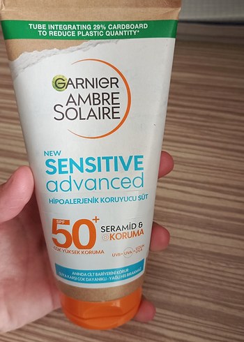 Garnier Ambre Solaire SPF 50+ Hassas Cilt Koruyucu Süt - Görsel 2