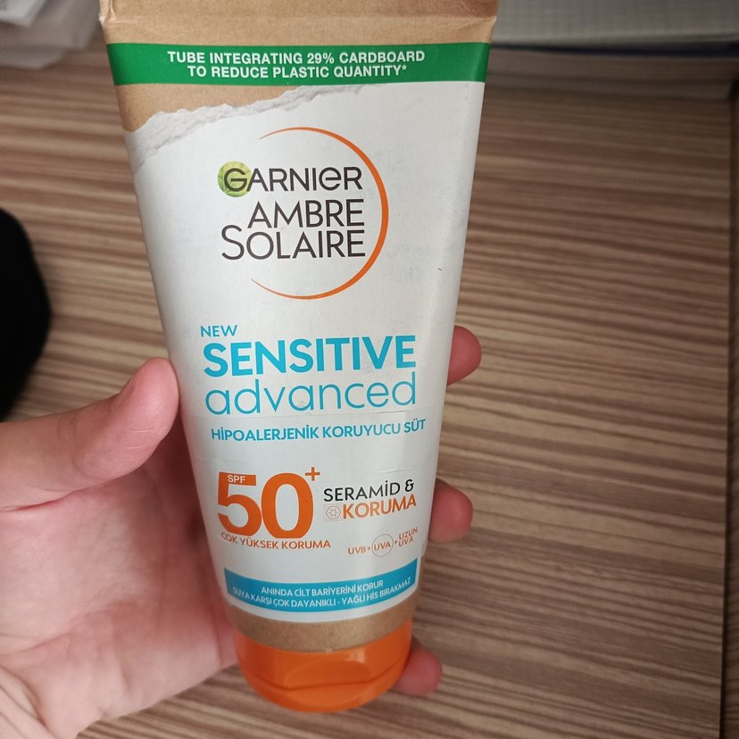 Garnier Ambre Solaire SPF 50+ Hassas Cilt Koruyucu Süt - Görsel 2