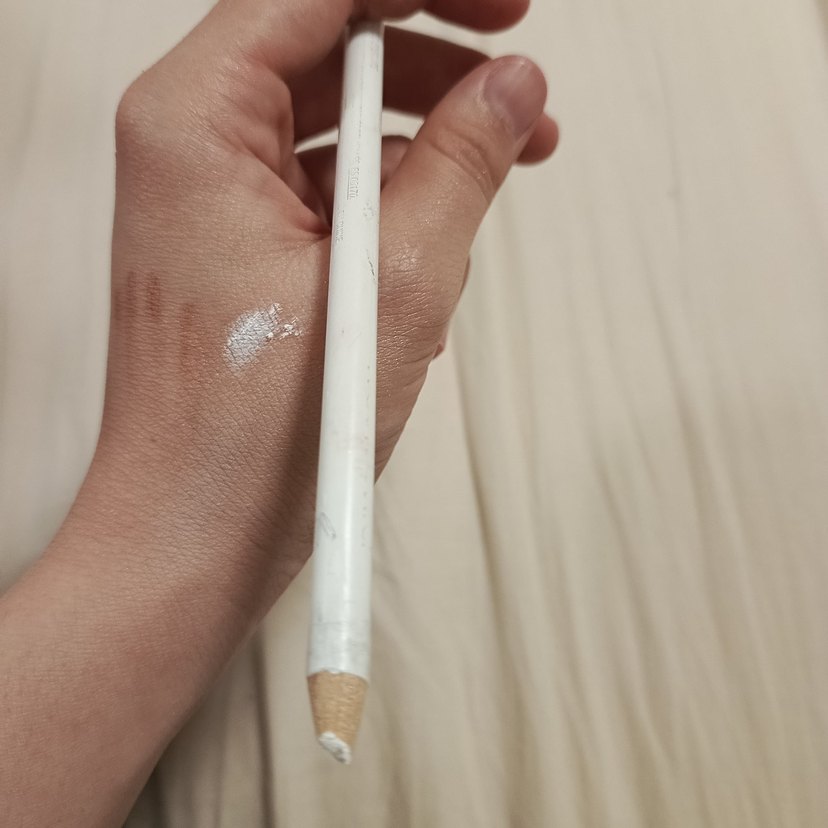 wet n wild Beyaz Göz Kalemi - Görsel 2