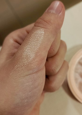 revolution Bej Renk Işıltılı Aydınlatıcı, highlighter - Görsel 5