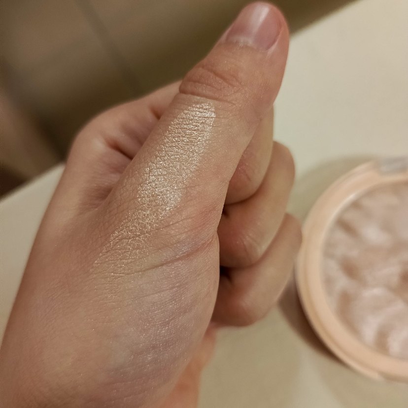 revolution Bej Renk Işıltılı Aydınlatıcı, highlighter - Görsel 5