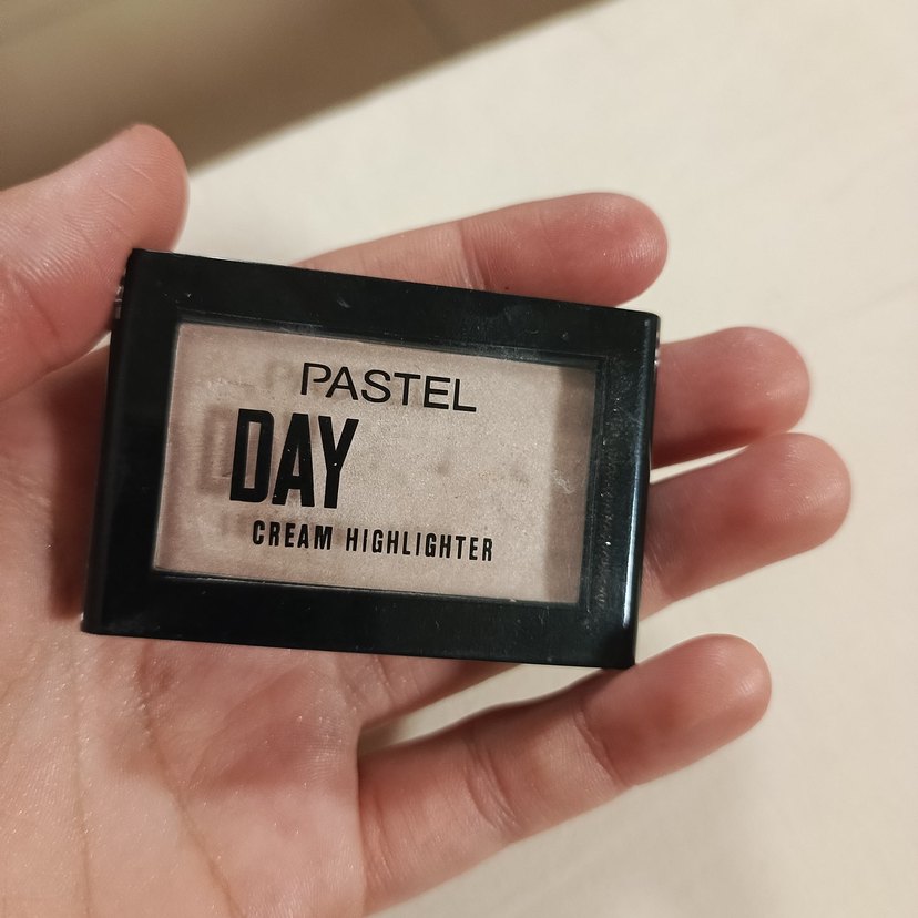 Pastel Daylight Krem Aydınlatıcı (11 numara /  Sunrise ) - Görsel 4