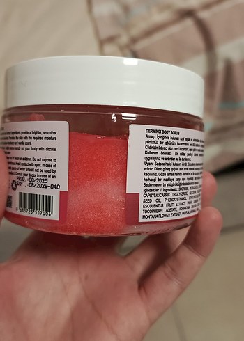 derminix çilekli Nemlendirici Vücut Peelingi - Görsel 4