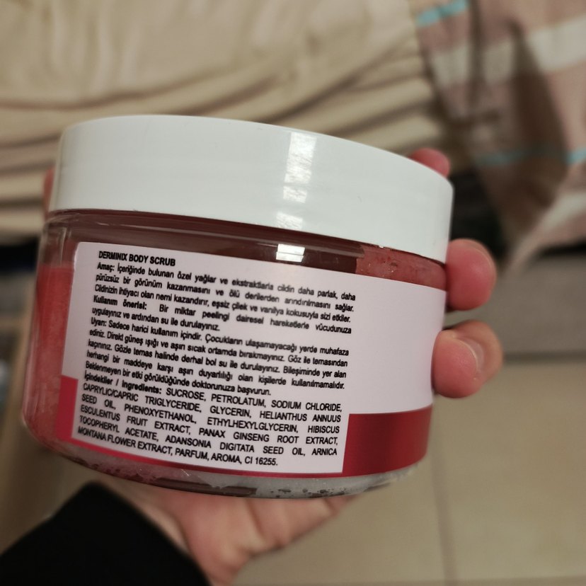 derminix çilekli Nemlendirici Vücut Peelingi - Görsel 3