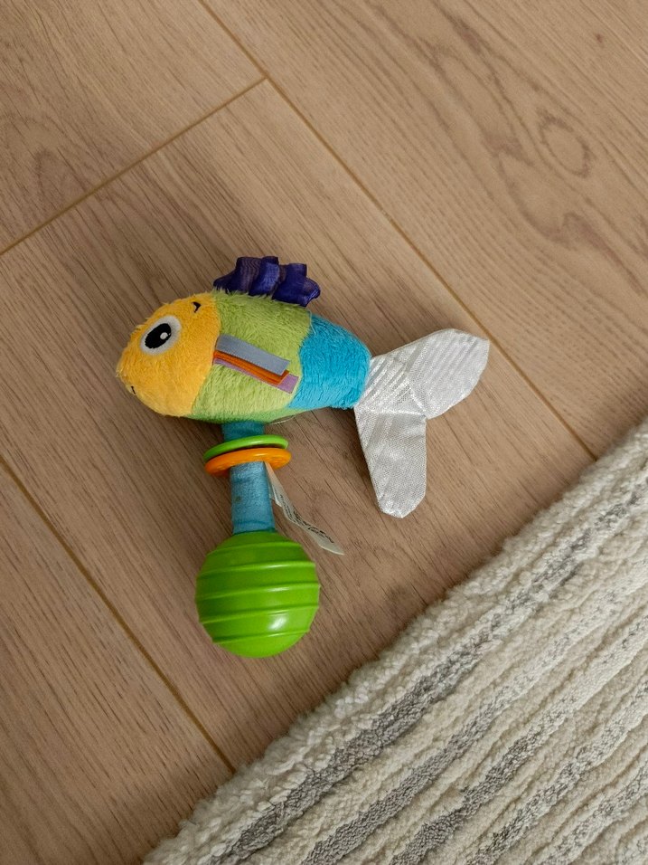 Sozzy Balık Diş Kaşıyıcı ve Çıngırak - Görsel 2