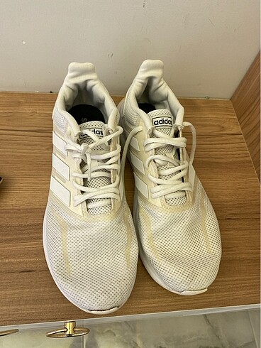 Adidas beyaz erkek spor ayakkabı
