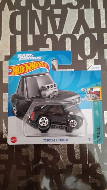 Kartoneti hiç açılmadı.hotwheels