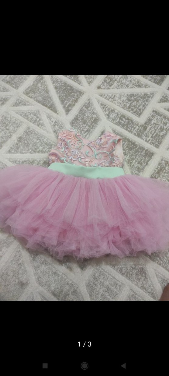 Nakışlı Fırfırlı Pembe Straplez Kız Elbisesi - Görsel 3