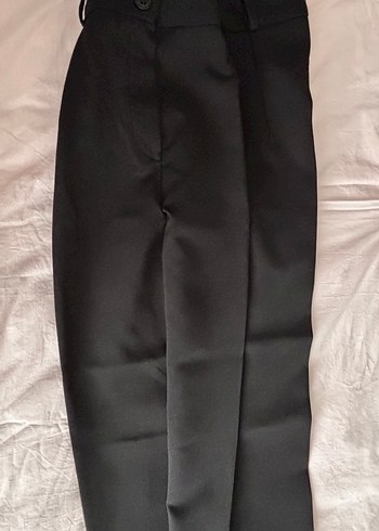 Kadın Siyah Kemerli Kumaş Pantolon - Görsel 2