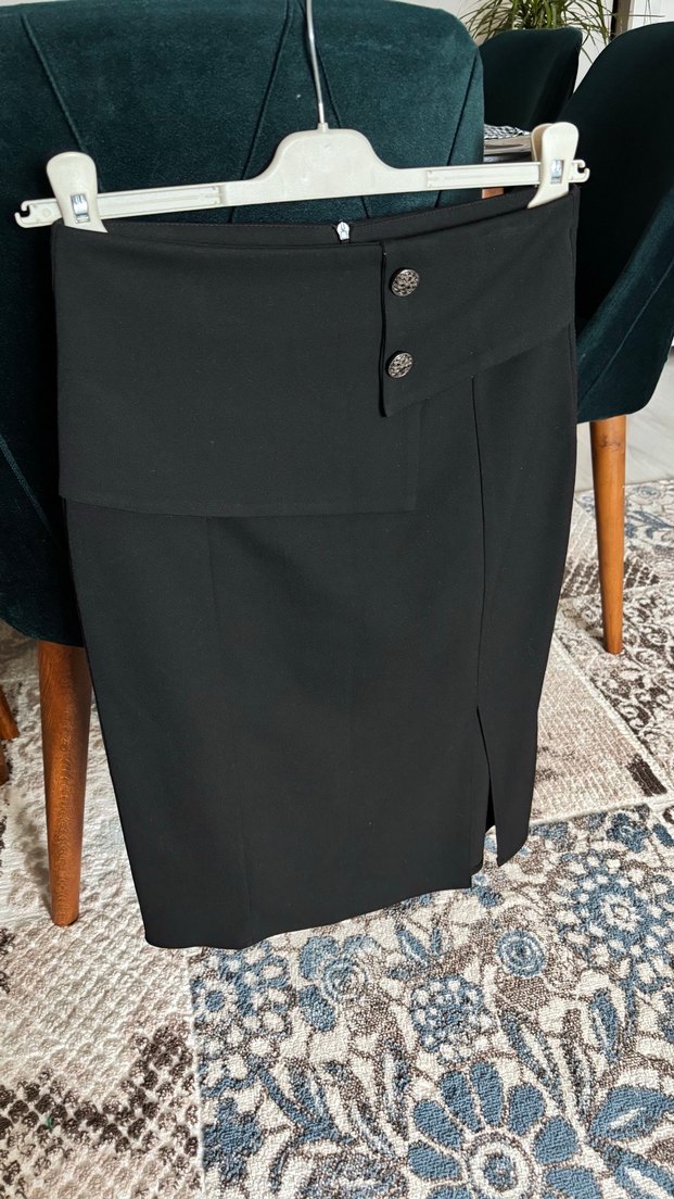 Düğmeli Siyah Midi Kadın Etek - Görsel 2