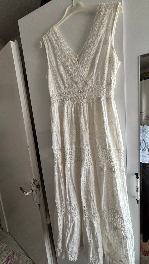 Dantel Detaylı Beyaz Uzun Bohem Elbise - Görsel 4