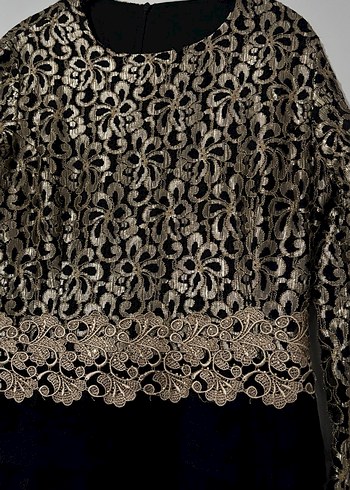 Dantel Detaylı Siyah Uzun Abiye Elbise - Görsel 2