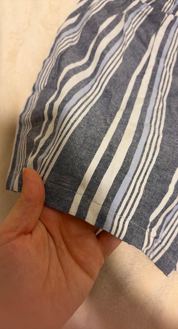 Mavi Çizgili Keten Mini Şort - Görsel 4