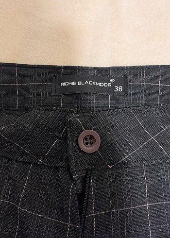 Düğmeli Kareli Gri Mini Kot Şort - Görsel 2