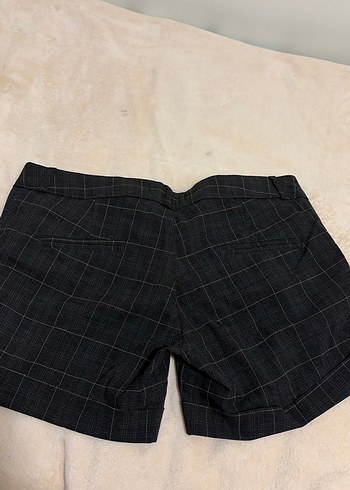 Düğmeli Kareli Gri Mini Kot Şort - Görsel 4