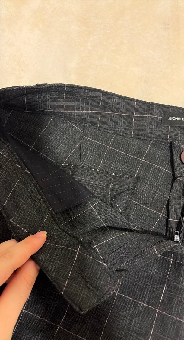 Düğmeli Kareli Gri Mini Kot Şort - Görsel 3