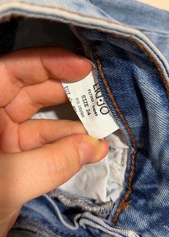 Kadın Mavi taşlı yırtık Denim Pantolon - Görsel 3