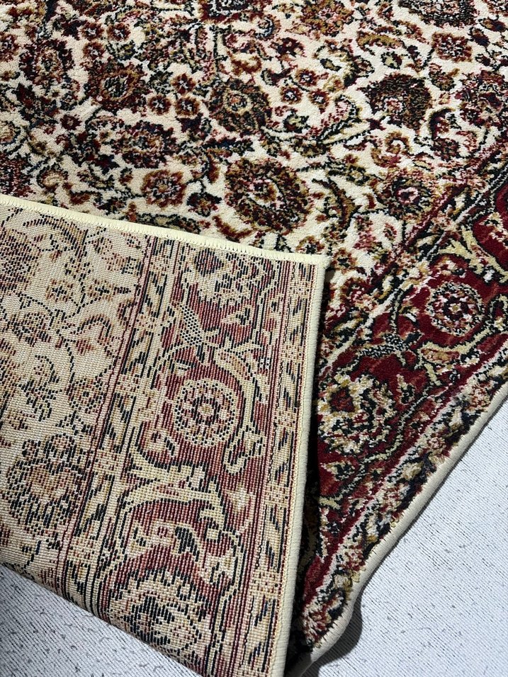 Klasik Desenli Çok Renkli Halı - Görsel 4