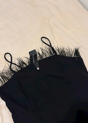 Kürk Detaylı Siyah Straplez  Elbise - Görsel 2