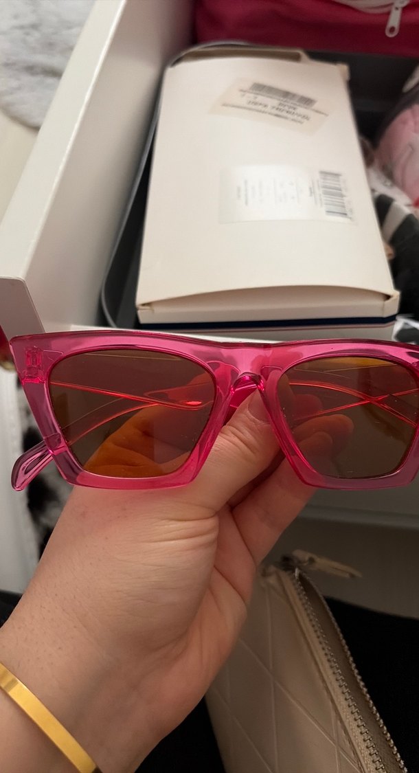 Şeffaf Pembe Kadın Güneş Gözlüğü - Görsel 3