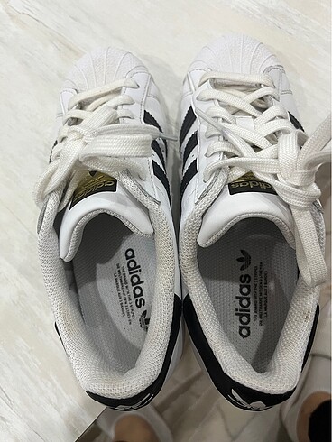 Adidas süperstar