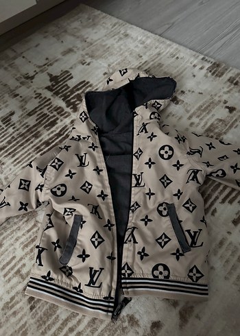 Kapüşonlu, çift taraflı erkek çocuk ceket - Görsel 2