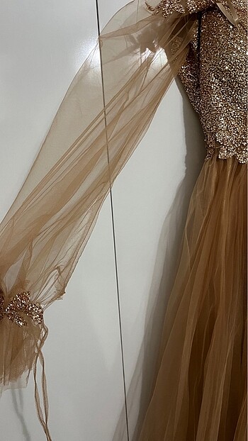 Üstü pullu nişanlılık abiye elbise - Görsel 7